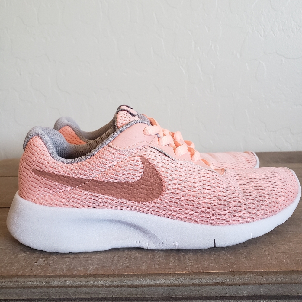 Nike Tanjun Running Shoes Girl's Sneakers Size 1.5